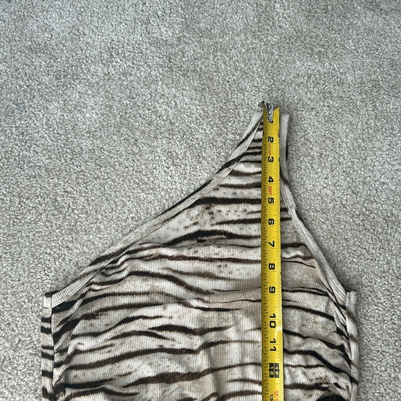 New LNA zebra dress - Picture 14 of 14